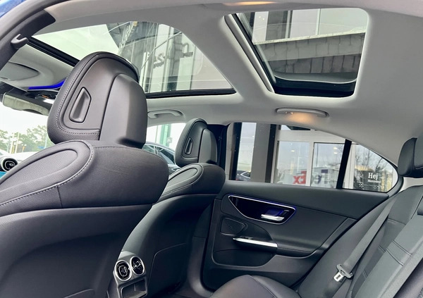 Mercedes-Benz Klasa C cena 227900 przebieg: 3400, rok produkcji 2023 z Warszawa małe 121